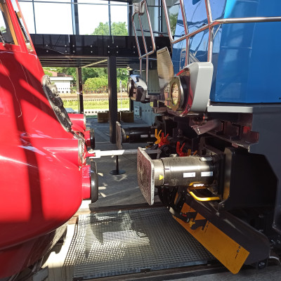 pripojeni-strely-k-tazne-lokomotive-2