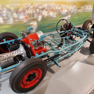 Oba podvozky T 602 v Technick&eacute;m muzeum Tatra v Kopřivnici, 1967