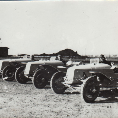 Z&aacute;vodn&iacute; speci&aacute;ly, připraven&eacute; na z&aacute;vod Targa Florio, foceno 1924