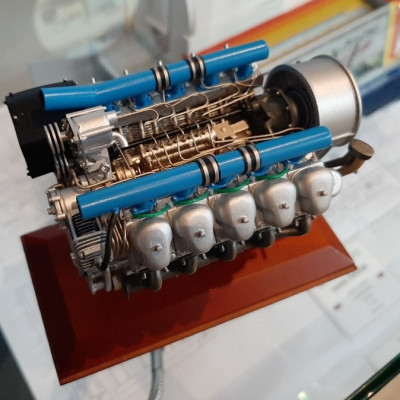 Model motoru T3-929